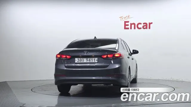 Hyundai Avante 2017 thumb 4