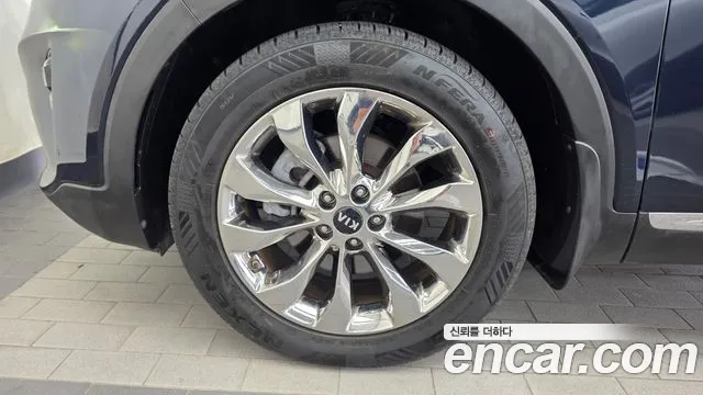 Kia Sorento 2018 thumb 5