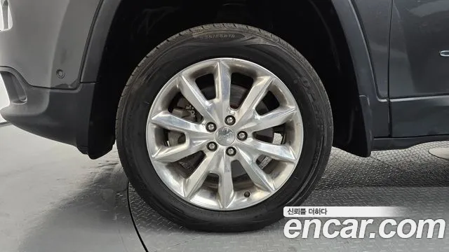 Jeep Cherokee 2015 thumb 5