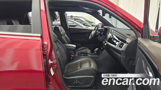 KG_Mobility_Ssangyong KORANDO 2019 thumb 11