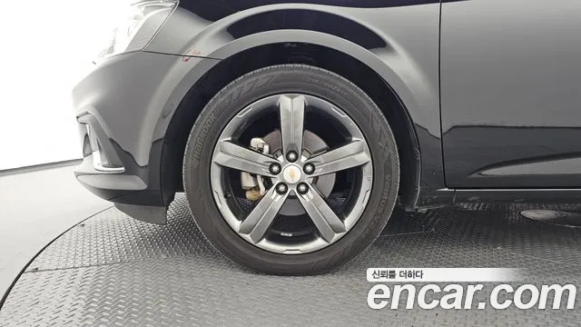ChevroletGMDaewoo Aveo 2018 thumb 5