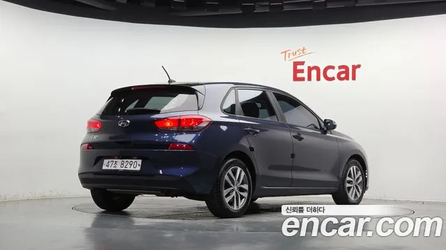Hyundai i30 2017 thumb 2