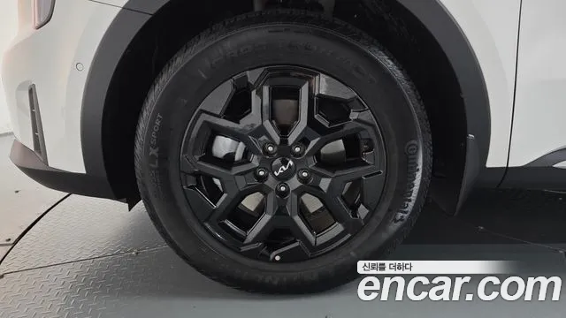 Kia Sorento 2024 thumb 4