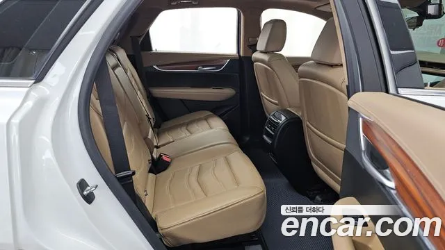 Cadillac XT5 2018 thumb 12