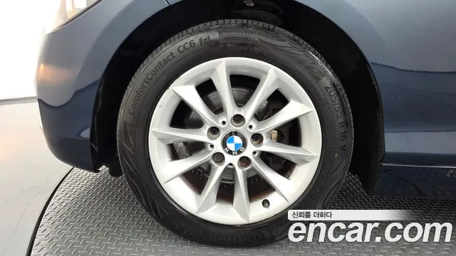 BMW 1-Series 2014 thumb 5