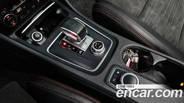 Mercedes-Benz CLA 2018 thumb 9