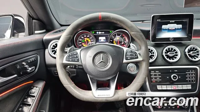 Mercedes-Benz CLA 2018 thumb 12