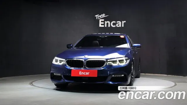 BMW 5-Series 2018 thumb 3
