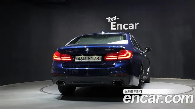 BMW 5-Series 2018 thumb 4