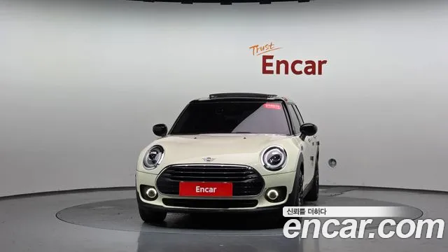 MINI Clubman 2020 thumb 2