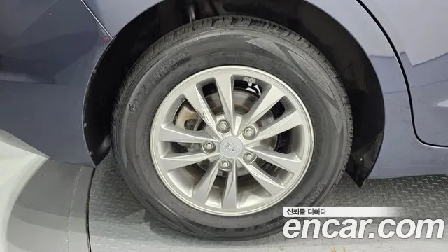 Hyundai Avante 2019 thumb 5