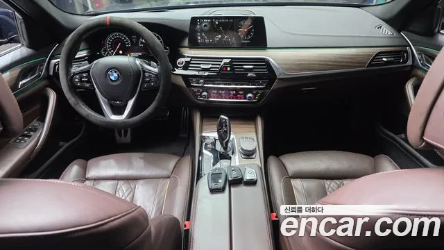 BMW 5-Series 2017 thumb 7