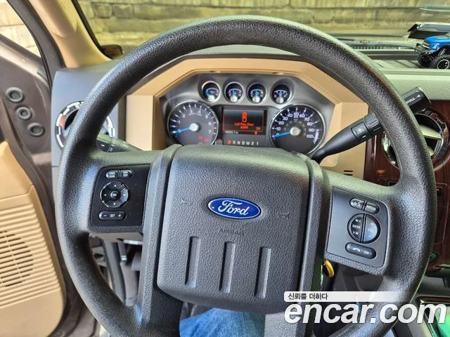 Ford F350 2015 thumb 11