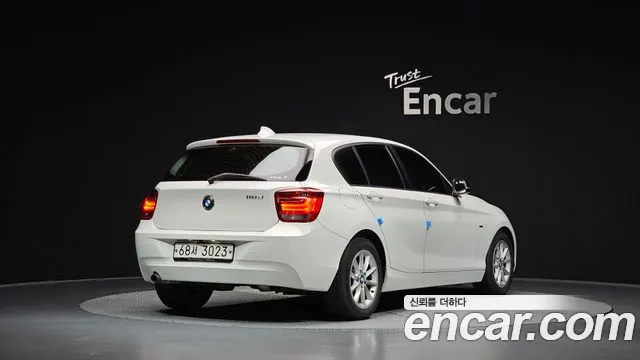 BMW 1-Series 2013 thumb 2