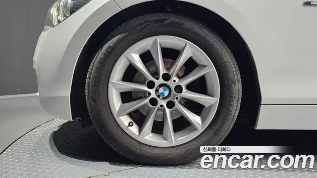 BMW 1-Series 2013 thumb 5