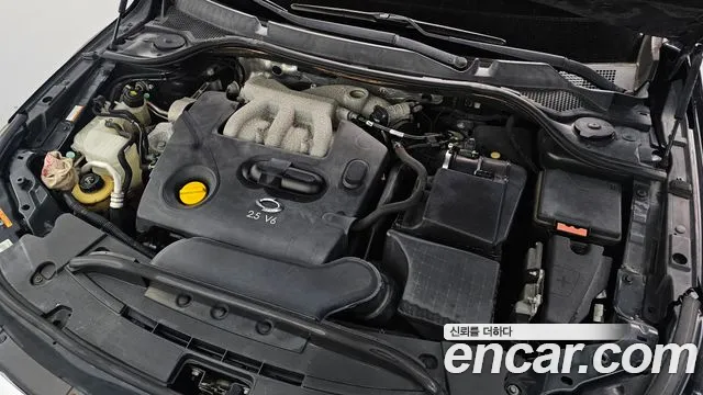 Renault-KoreaSamsung Latitude 2011 thumb 6
