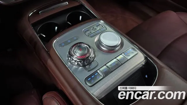 Genesis G90 2023 thumb 9