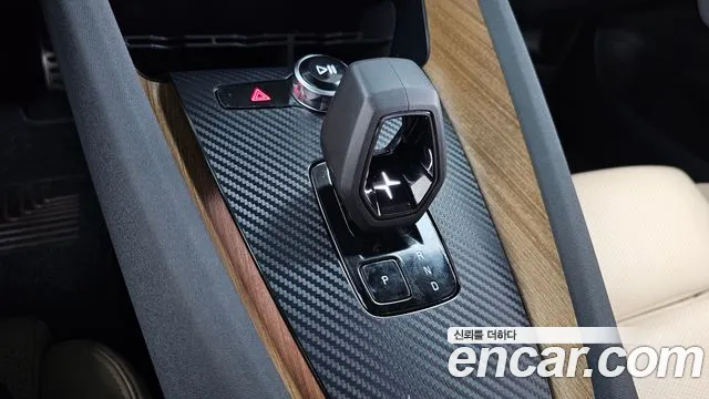 Polestar 2 2022 thumb 9