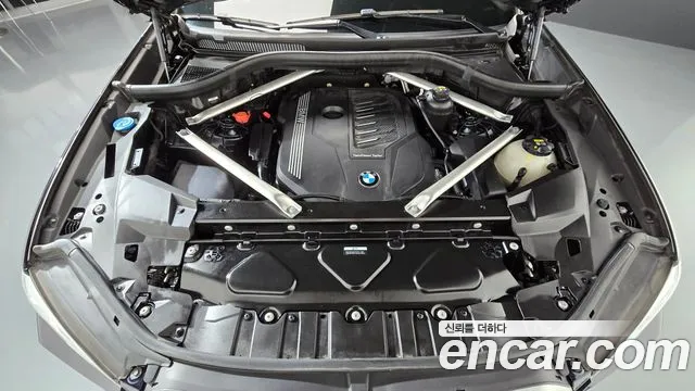 BMW X6 2022 thumb 6