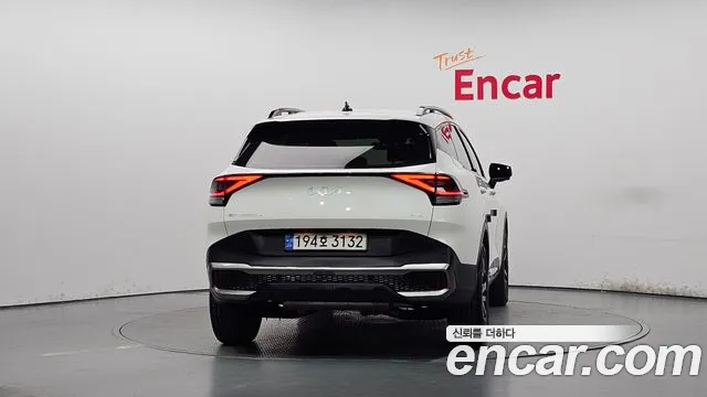 Kia Sportage 2022 thumb 4