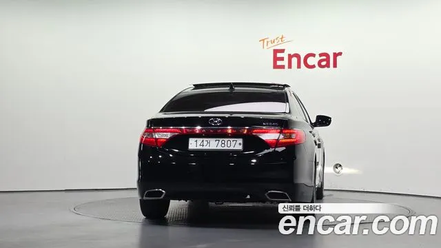 Hyundai Grandeur 2015 thumb 4