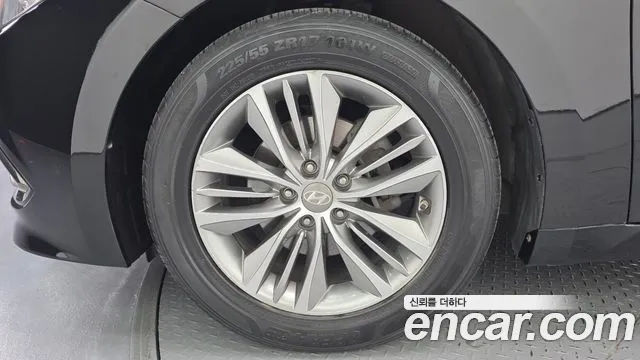 Hyundai Grandeur 2015 thumb 5