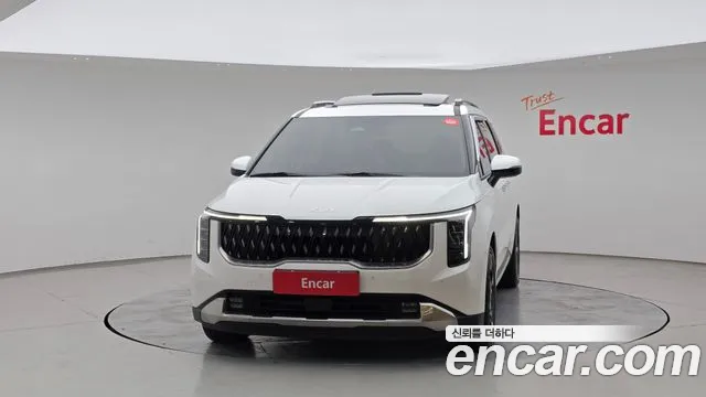Kia Carnival 2024 thumb 3