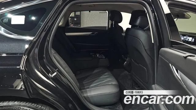 Genesis G80 2024 thumb 10