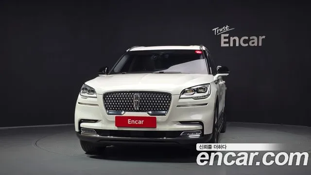 Lincoln Aviator 2022 thumb 3