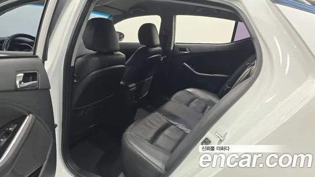 Kia K5 2015 thumb 10