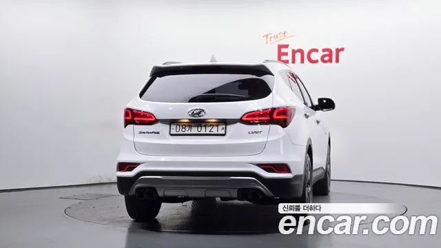 Hyundai Santa Fe 2016 thumb 3