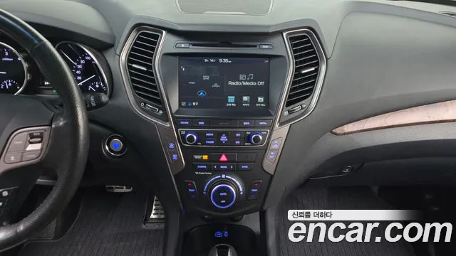 Hyundai Santa Fe 2016 thumb 12