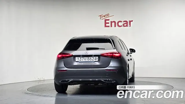 Mercedes-Benz A-Класс 2024 thumb 4
