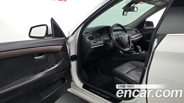 BMW Gran Turismo 2013 thumb 10
