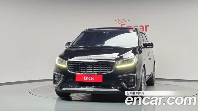 Kia Carnival 2019 thumb 3