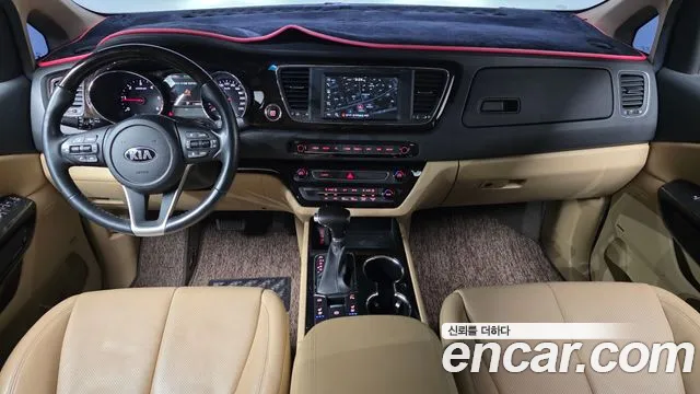 Kia Carnival 2019 thumb 7