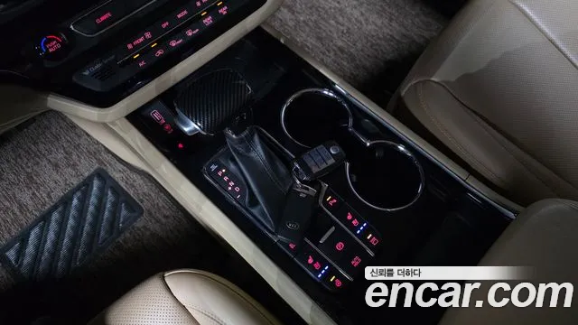 Kia Carnival 2019 thumb 9