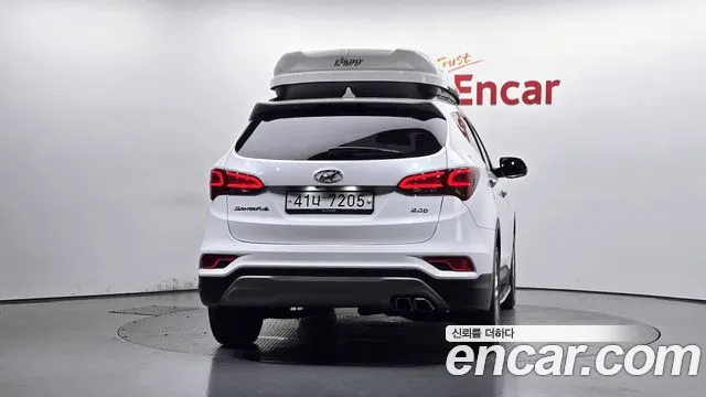 Hyundai Santa Fe 2017 thumb 4