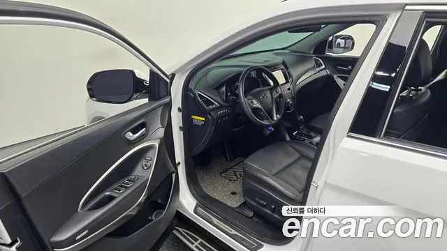 Hyundai Santa Fe 2017 thumb 11