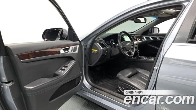 Hyundai Genesis 2016 thumb 10
