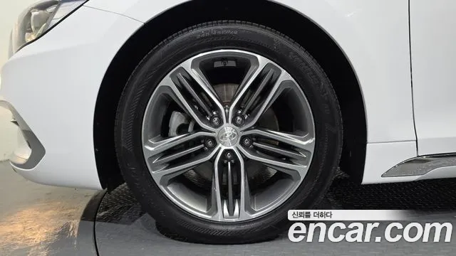 Hyundai Grandeur 2018 thumb 2