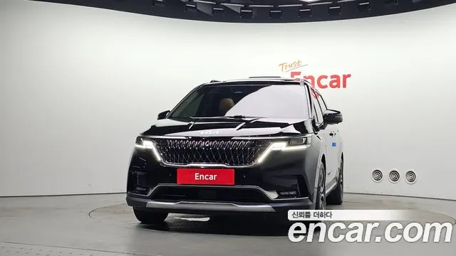 Kia Carnival 2023 thumb 3