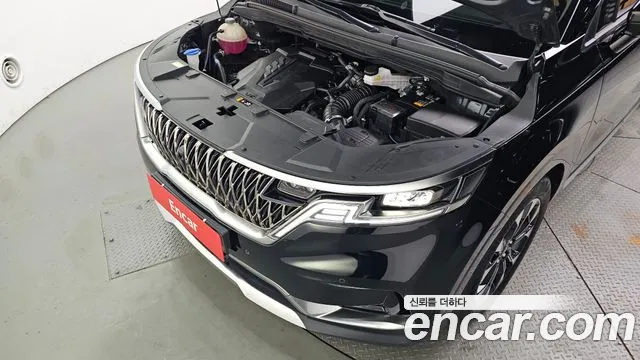 Kia Carnival 2023 thumb 6