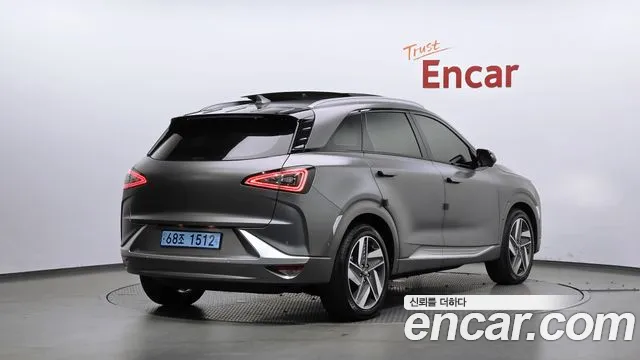 Hyundai Nexo 2023 thumb 2