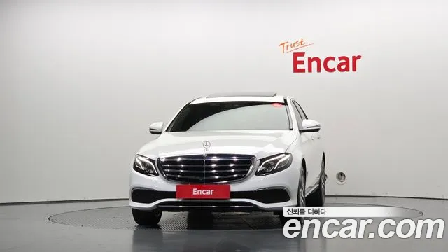 Mercedes-Benz E-Класс 2018 thumb 3