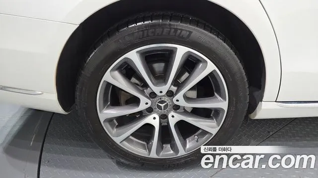 Mercedes-Benz E-Класс 2018 thumb 5