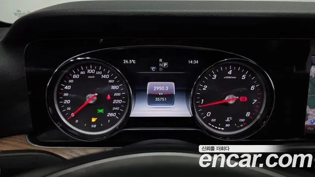 Mercedes-Benz E-Класс 2018 thumb 8