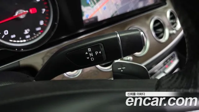 Mercedes-Benz E-Класс 2018 thumb 9