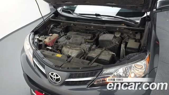 Toyota RAV4 2014 thumb 6