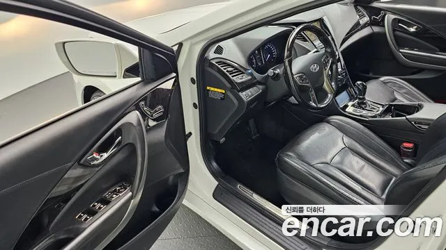 Hyundai Grandeur 2012 thumb 10